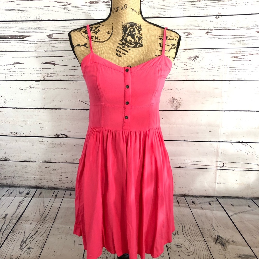 Express | Summer Dress Bundle - Picture 2 of 7